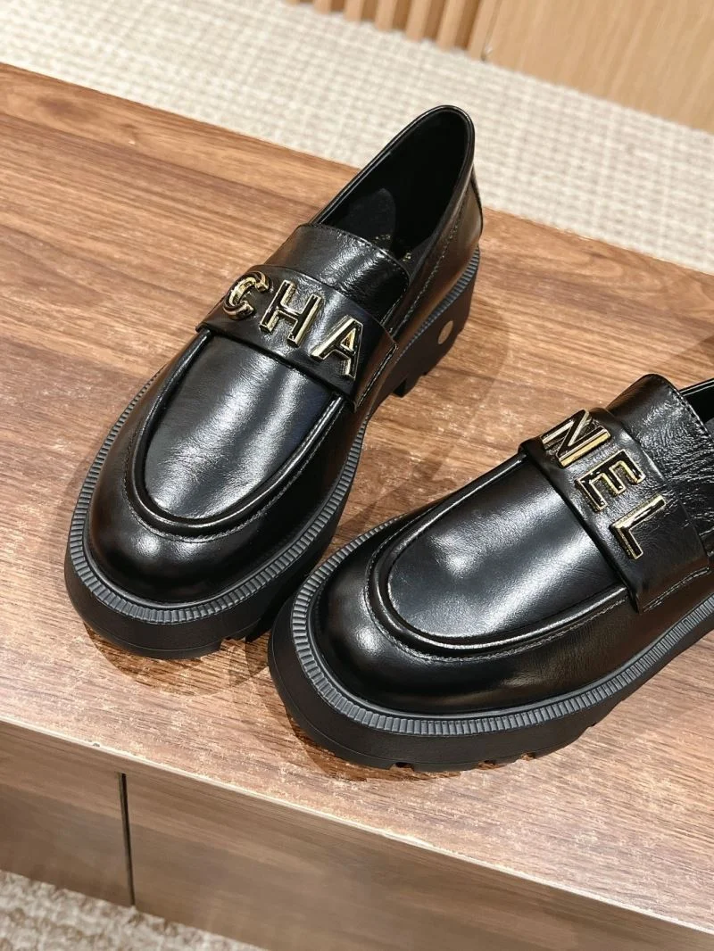 Durable Chanel Business Shoes 18351