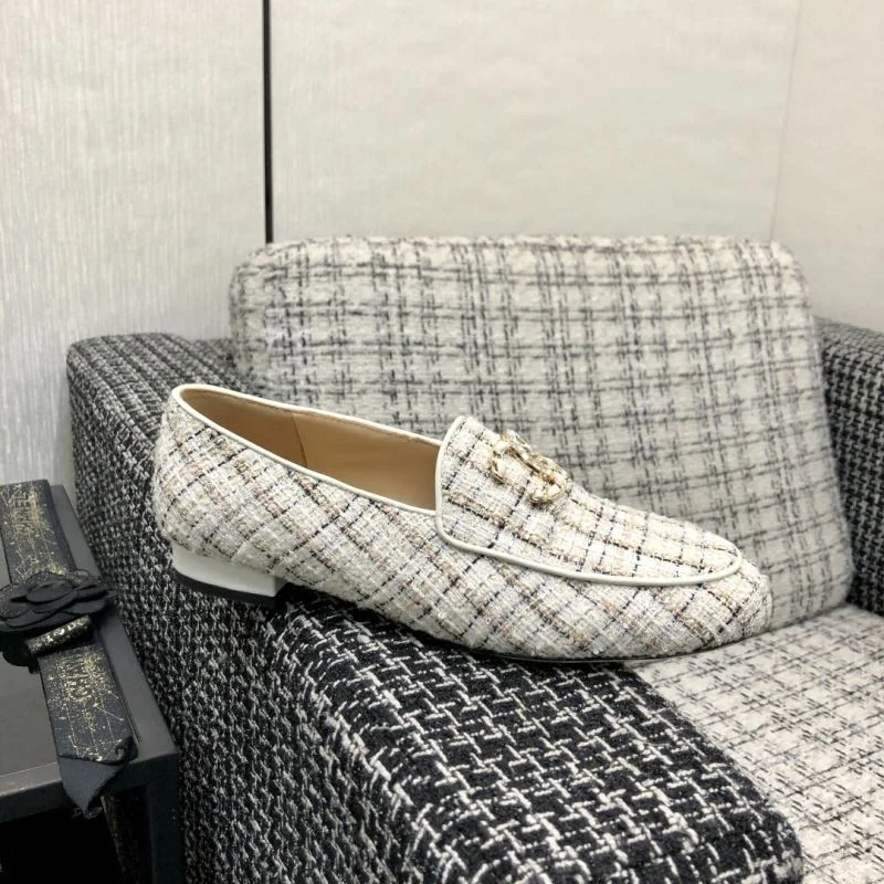 Sporty Chanel Business Shoes 18334
