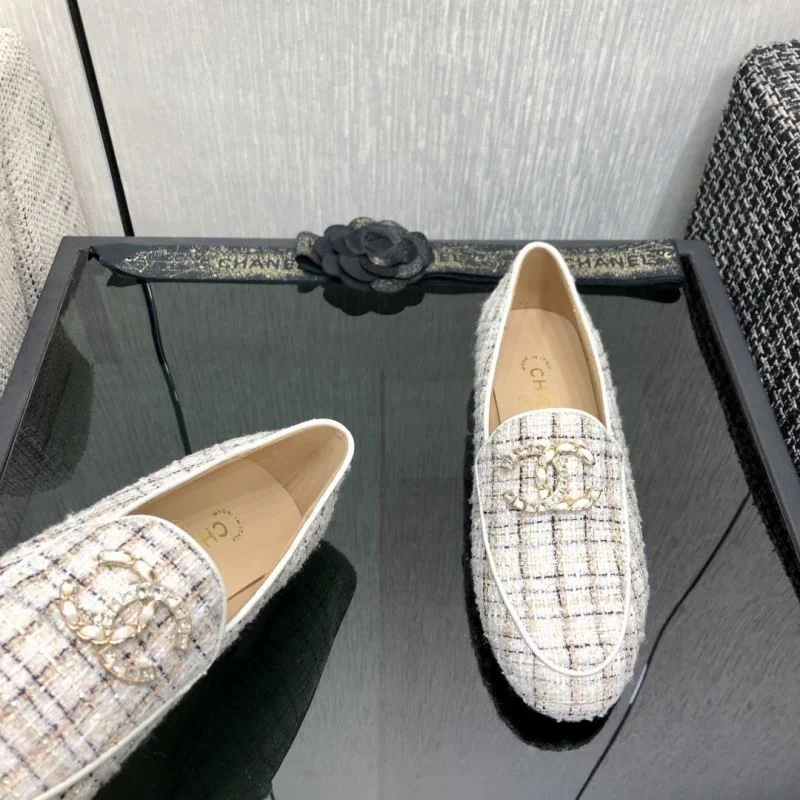 Sporty Chanel Business Shoes 18334