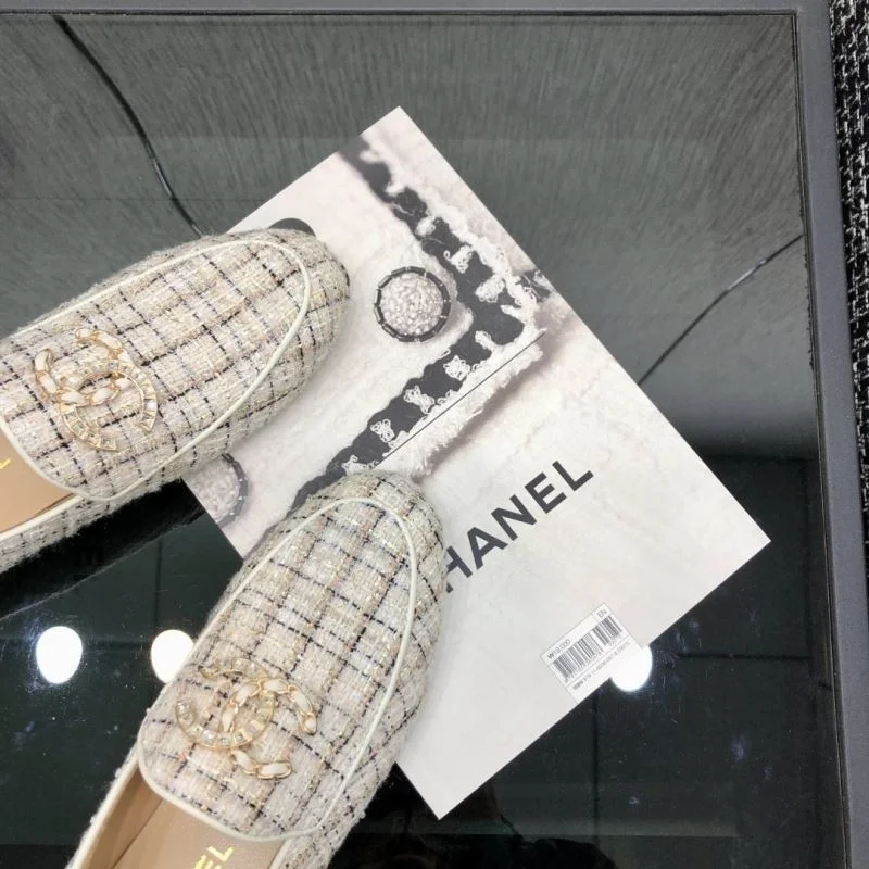 Sporty Chanel Business Shoes 18334