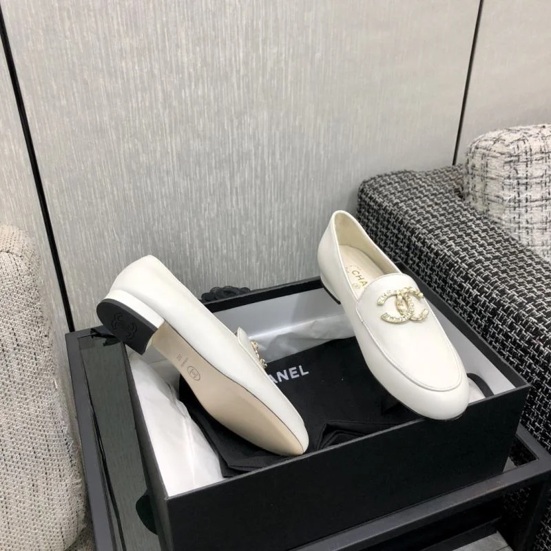 Chanel Business Shoes Elegant 18338