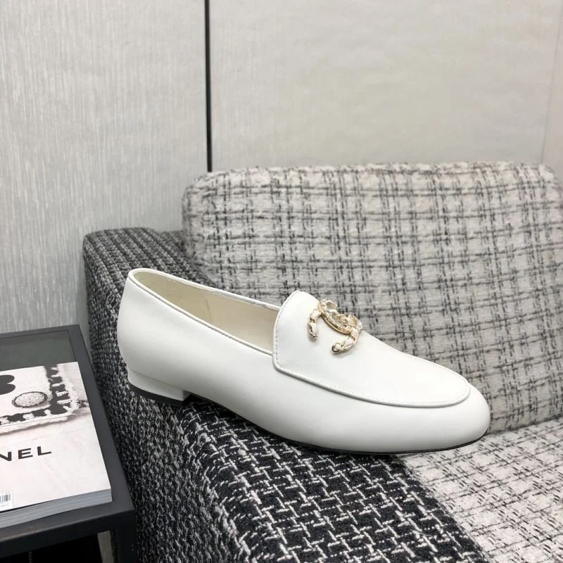 Chanel Business Shoes Elegant 18338