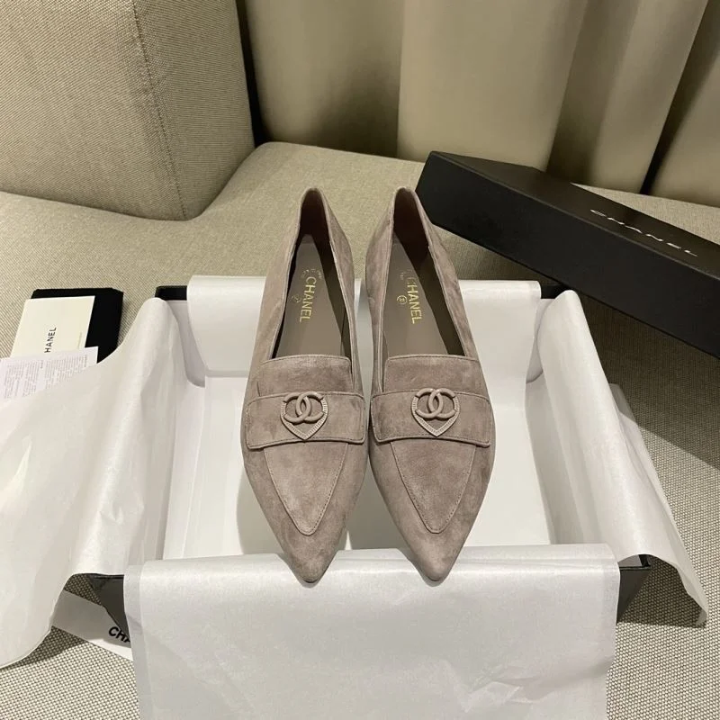 Classic Chanel Business Shoes 18327