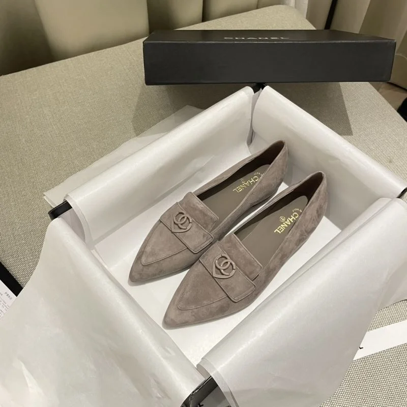 Classic Chanel Business Shoes 18327