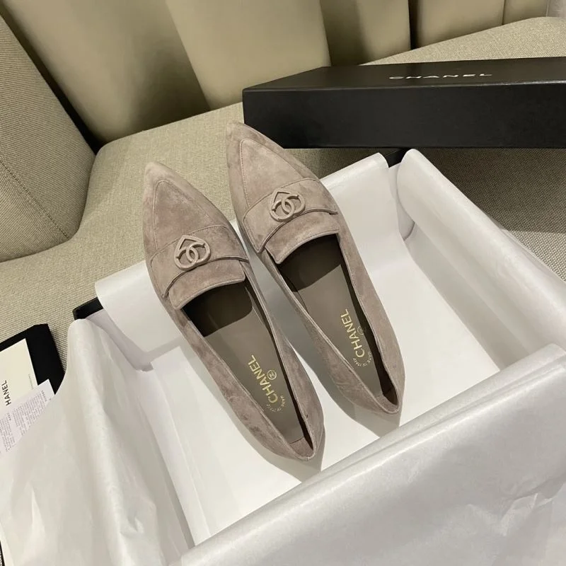 Classic Chanel Business Shoes 18327