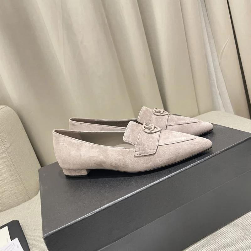 Classic Chanel Business Shoes 18327