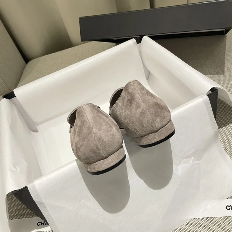 Classic Chanel Business Shoes 18327