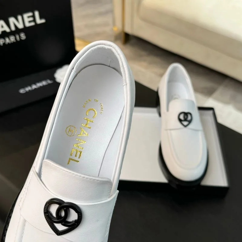 Modern Chanel Business Shoes 18385