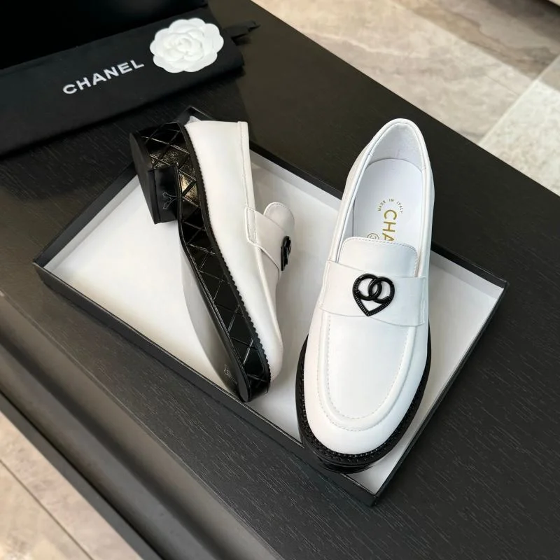 Modern Chanel Business Shoes 18385