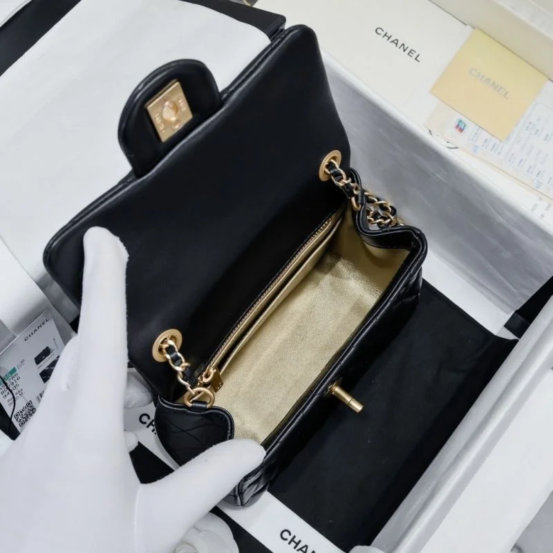 Chanel CF Series Bags Trendsetting 54081