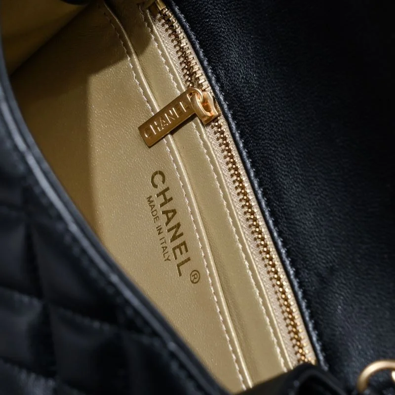 Chanel CF Series Bags Trendsetting 54081