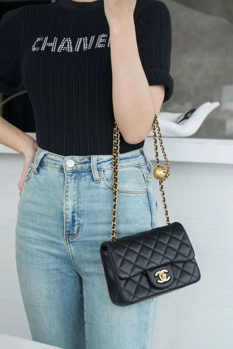 Chanel CF Series Bags Trendsetting 54081