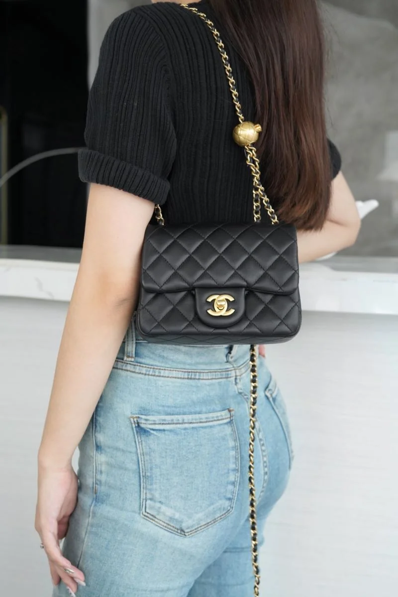 Chanel CF Series Bags Trendsetting 54081