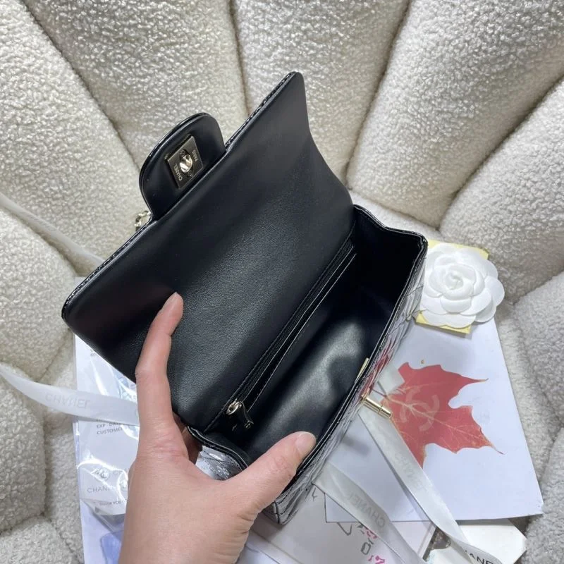 Fashionable Chanel CF Series Bags 53638