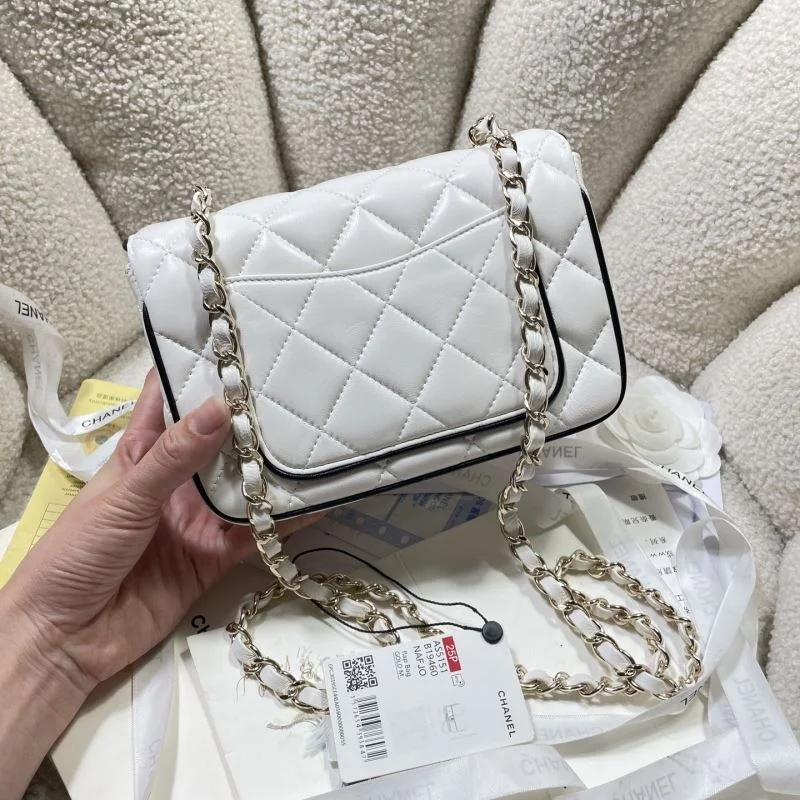 Minimalist Chanel CF Series Bags 53512