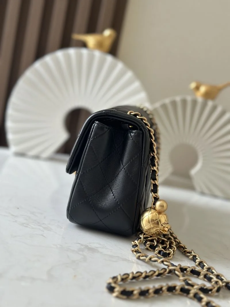 Breathable Chanel CF Series Bags 53557