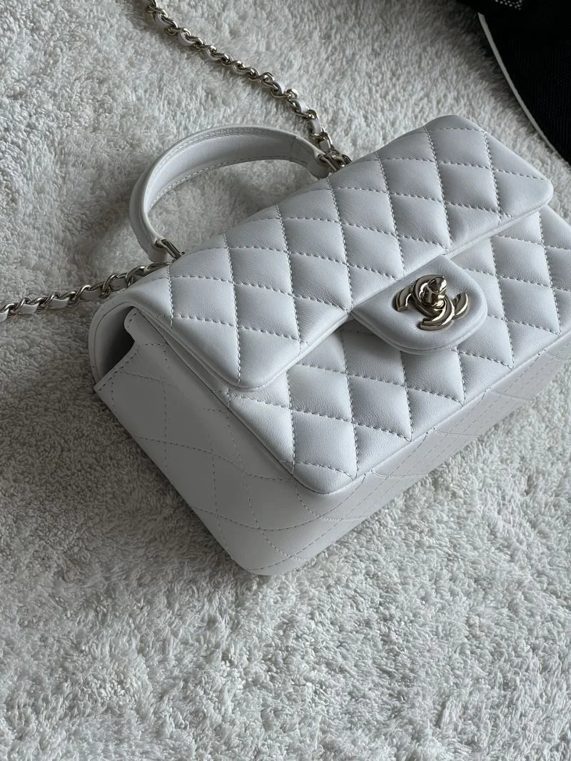 Sophisticated Chanel CF Series Bags 53484