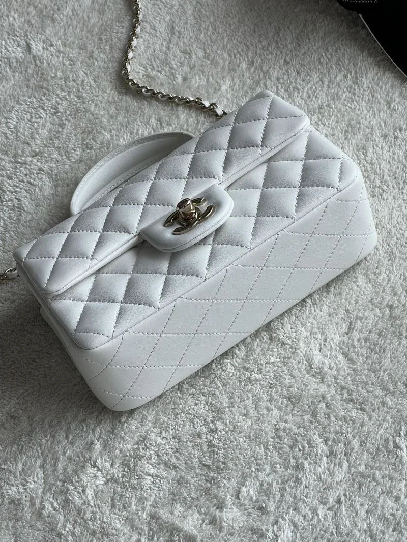 Sophisticated Chanel CF Series Bags 53484