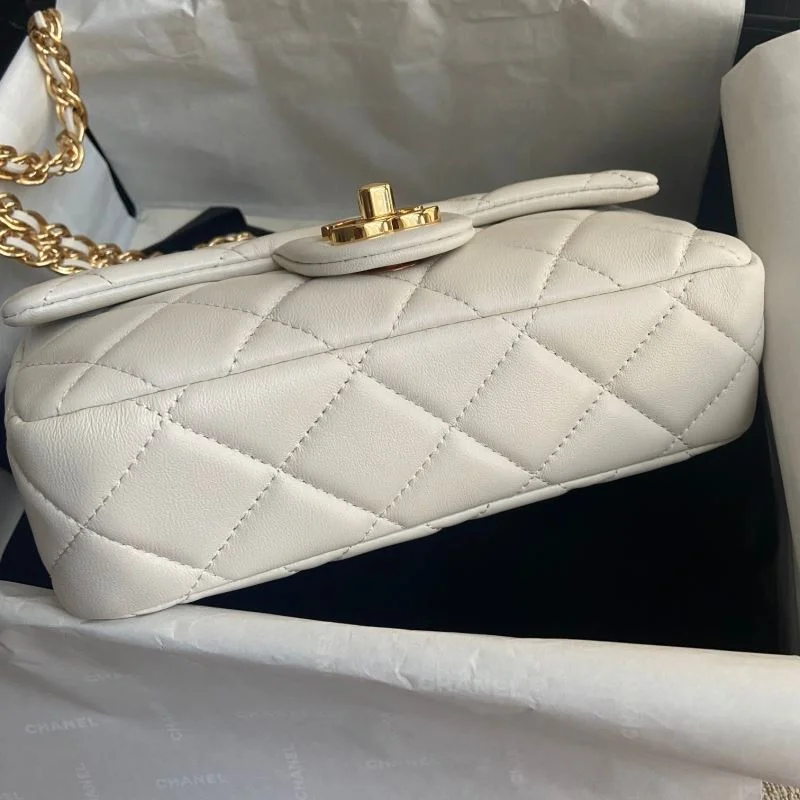 Versatile Chanel CF Series Bags 55334