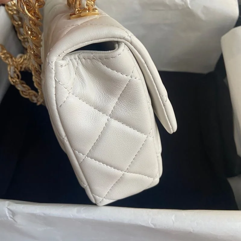Versatile Chanel CF Series Bags 55334