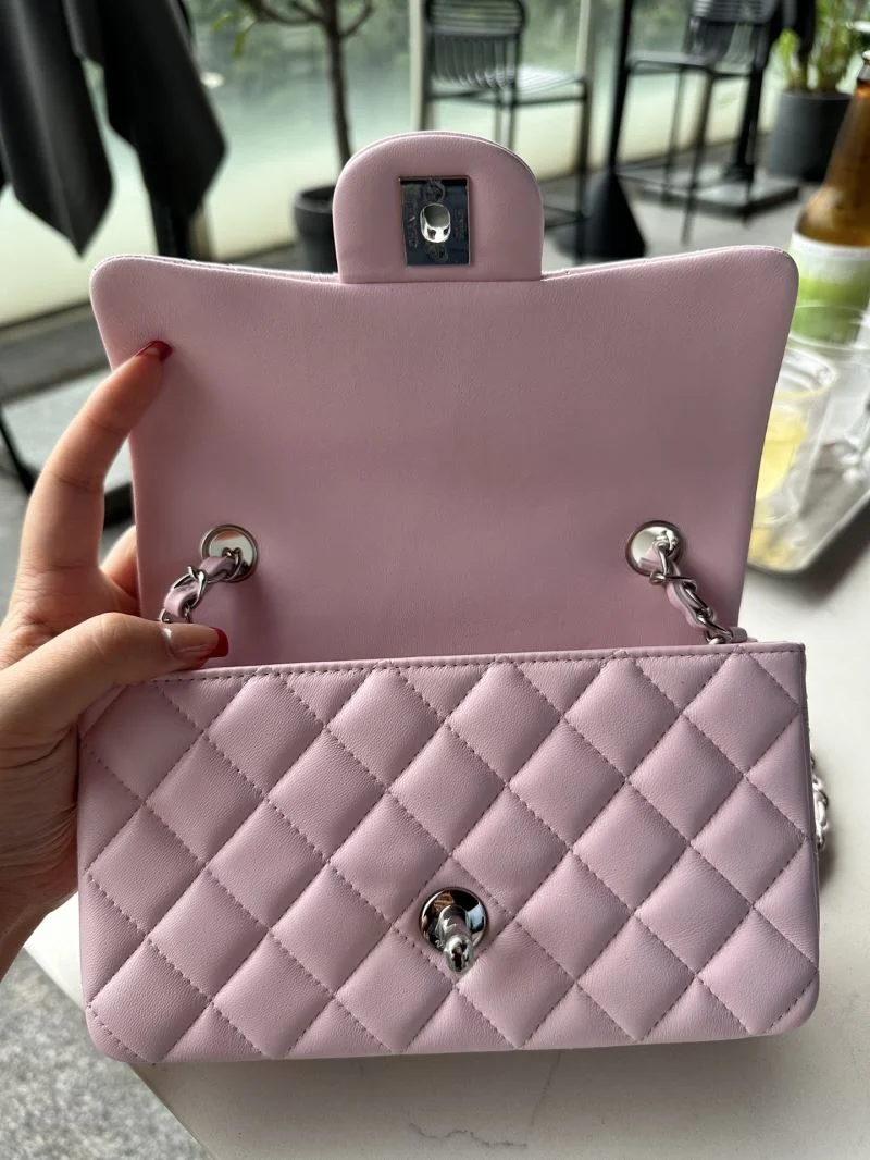 Chanel CF Series Bags WaterResistant 37610