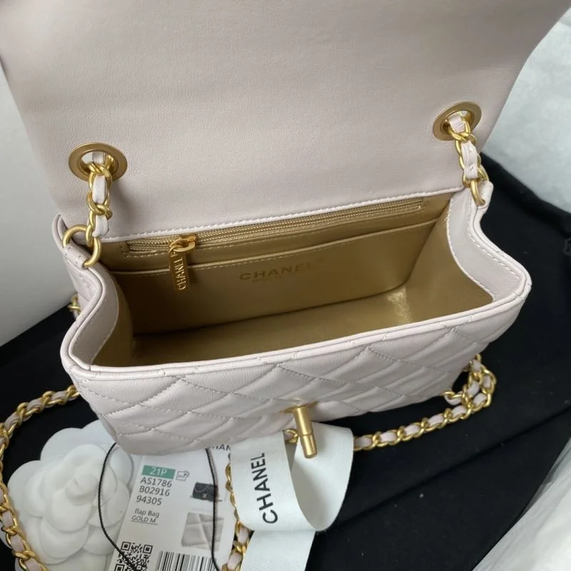 Chanel CF Series Bags Trendsetting 55231