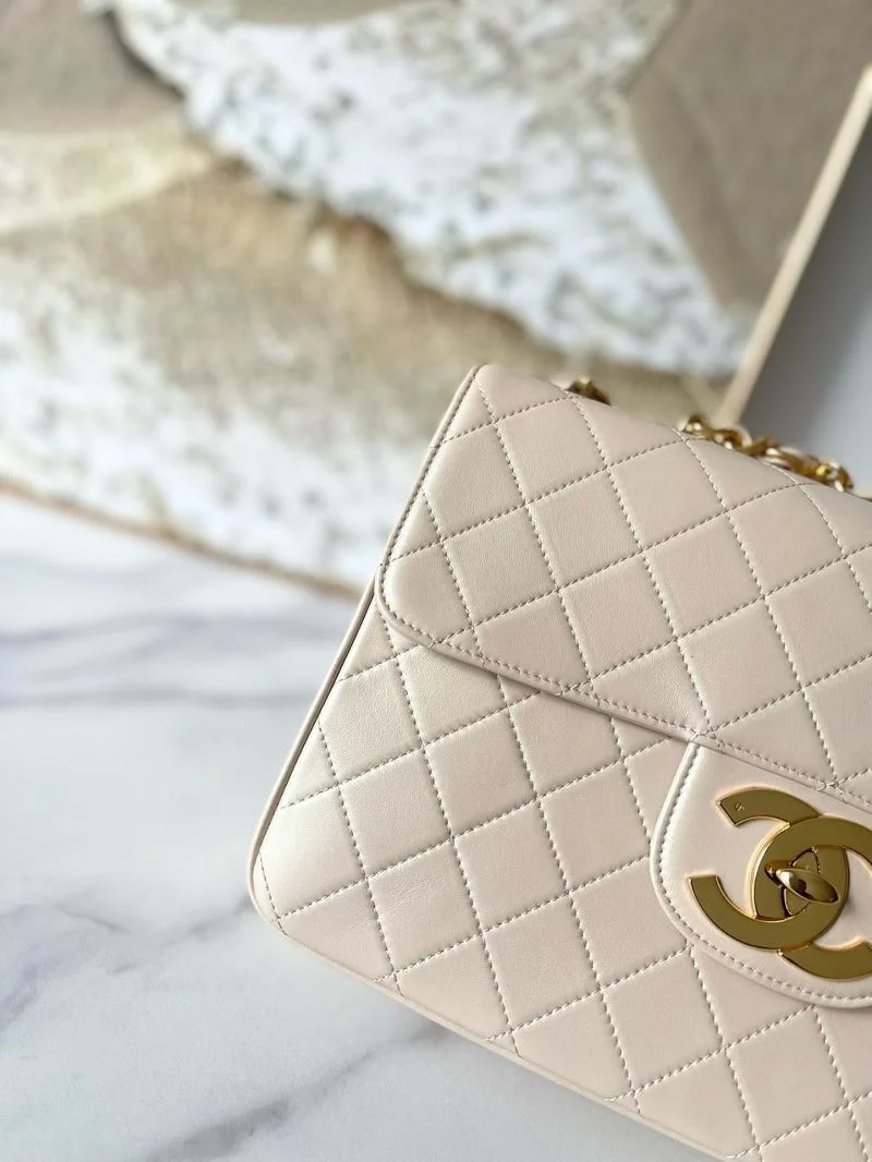Youthful Chanel CF Series Bags 55195