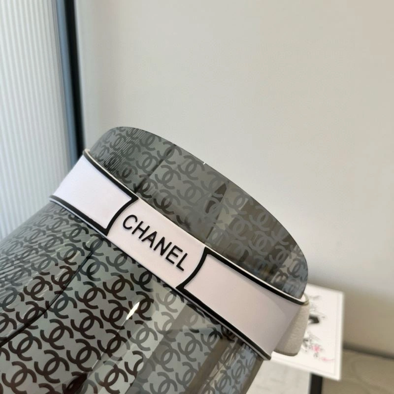 Chanel Caps Neat 261500