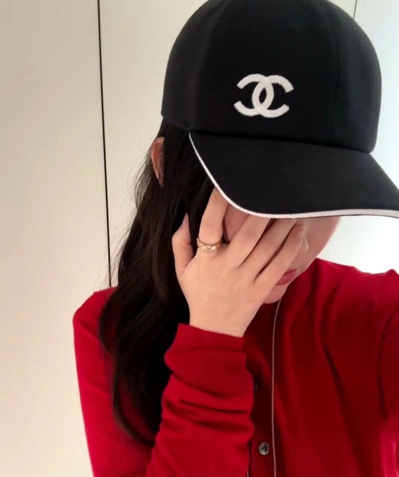 Premium Chanel Caps 260181
