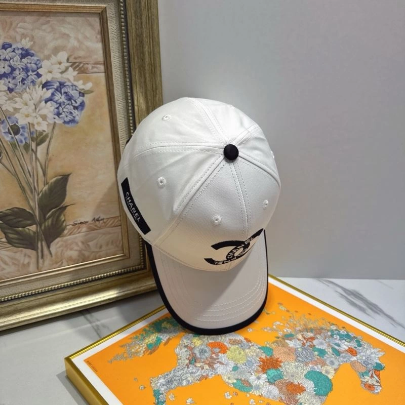 Casual Chanel Caps 260157