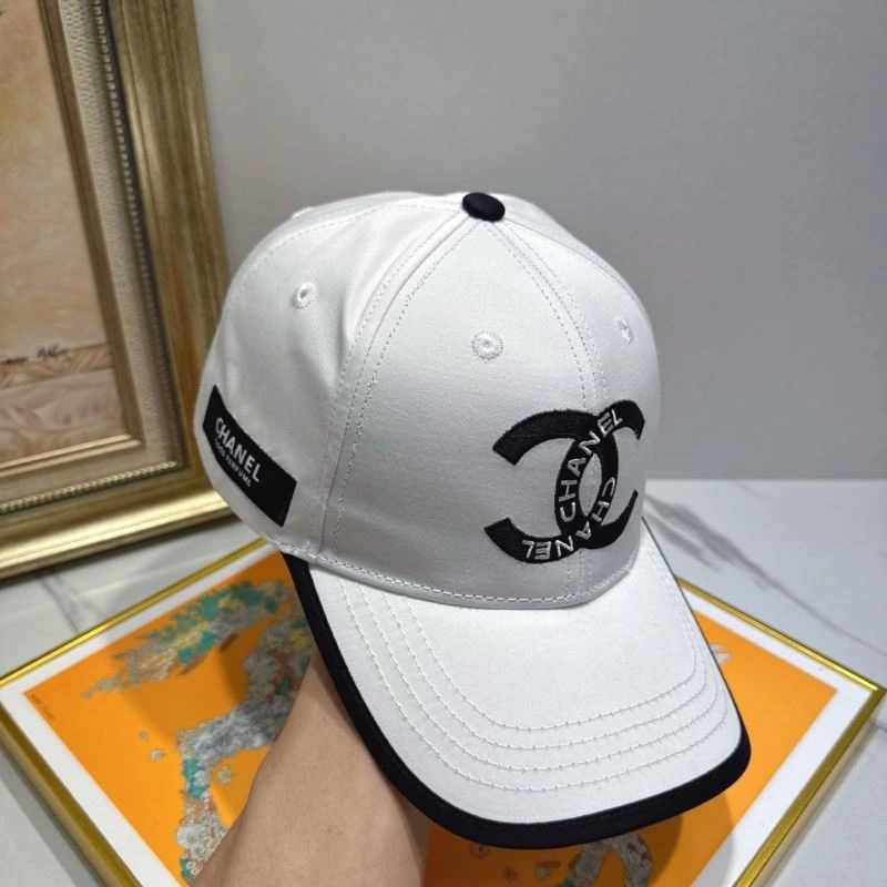 Casual Chanel Caps 260157