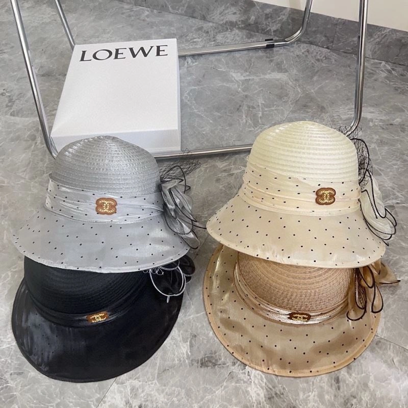 Chanel Caps Trendy 260155