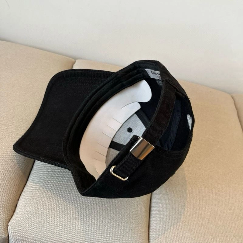 Stylish Chanel Caps 260132