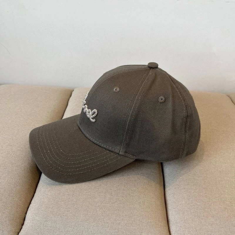 Casual Chanel Caps 260150