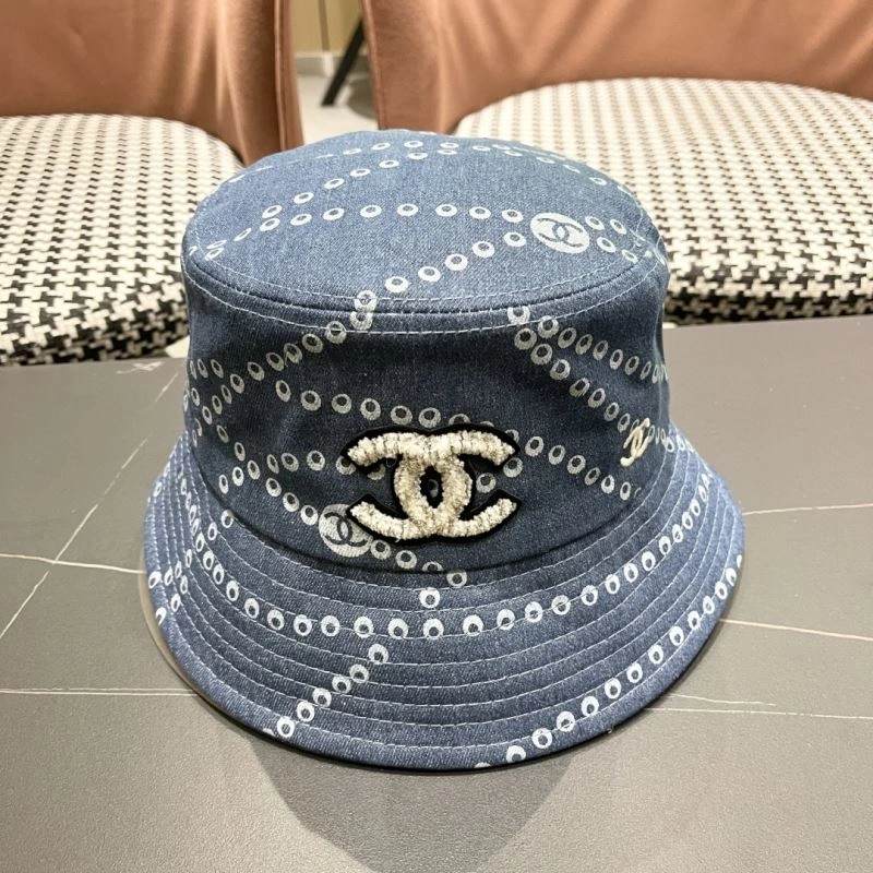 Bright Chanel Caps 260154