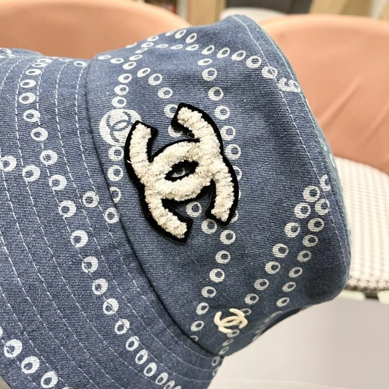 Bright Chanel Caps 260154