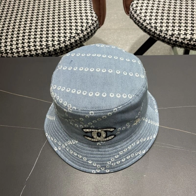 Chanel Caps UrbanChic 260151