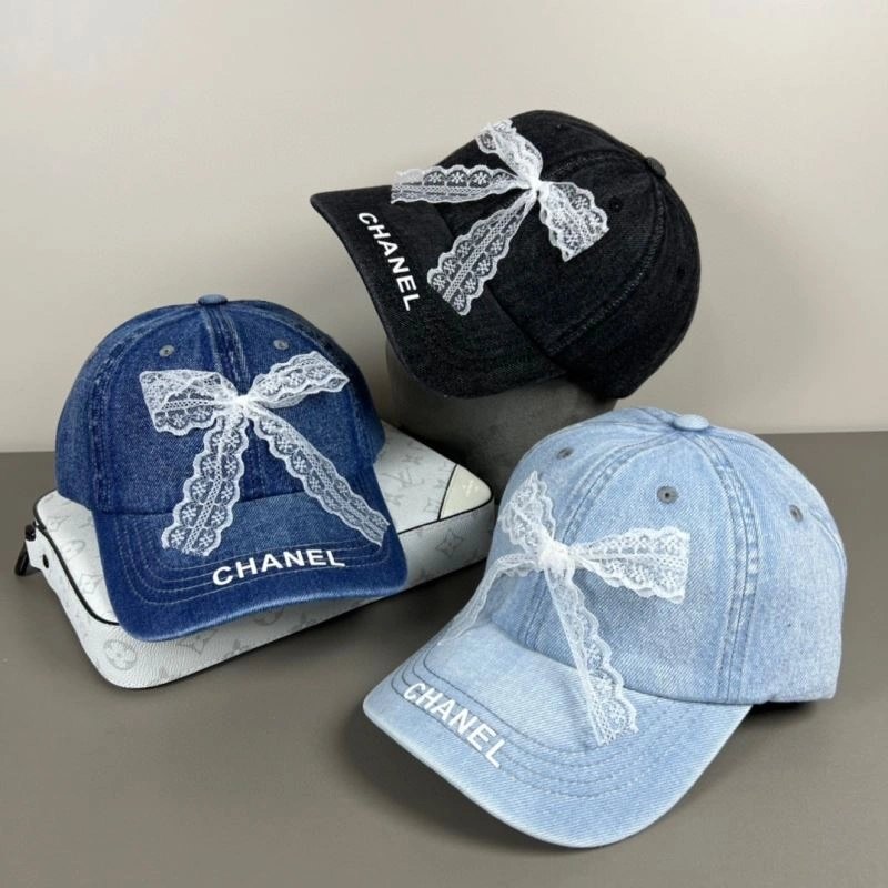 Chanel Caps Compact 260121