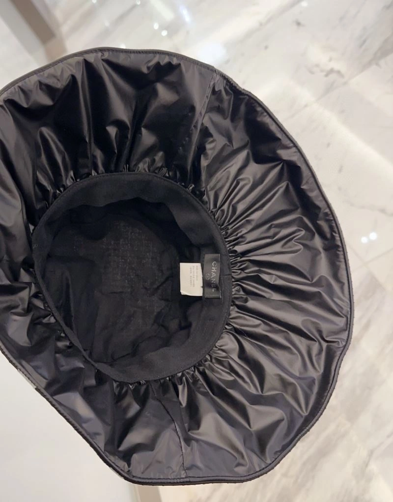Chic Chanel Caps 260112