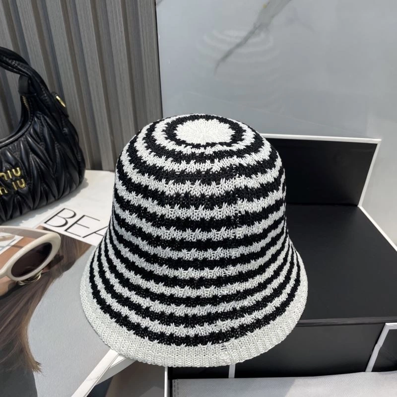 Snug Chanel Caps 260098