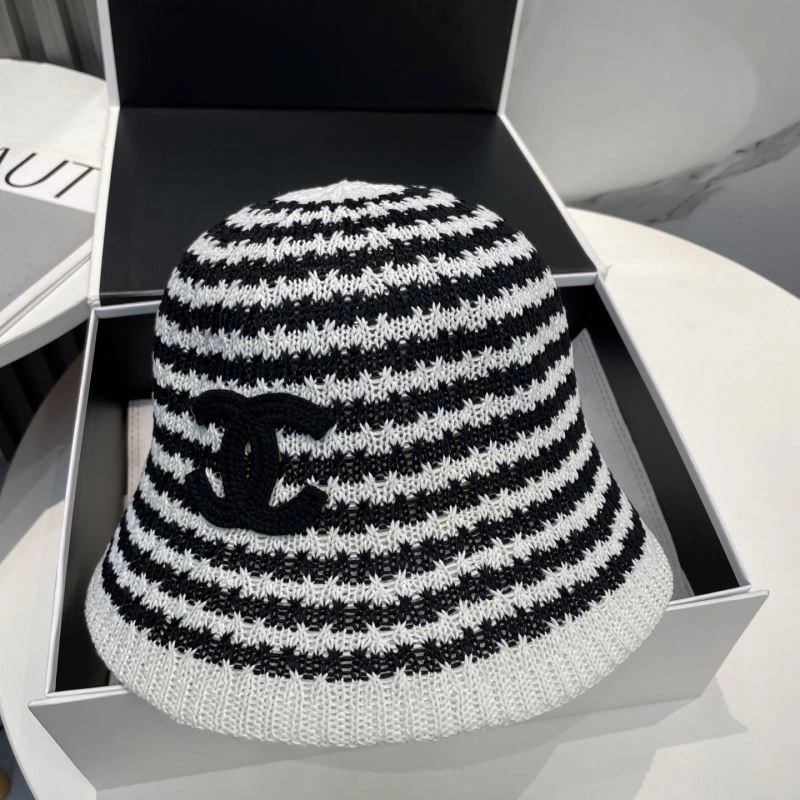 Snug Chanel Caps 260098