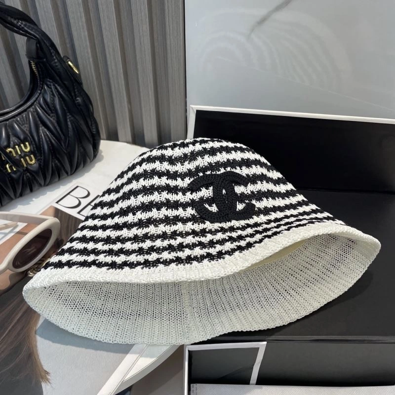 Snug Chanel Caps 260098