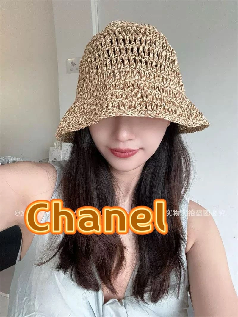Comfortable Chanel Caps 260082