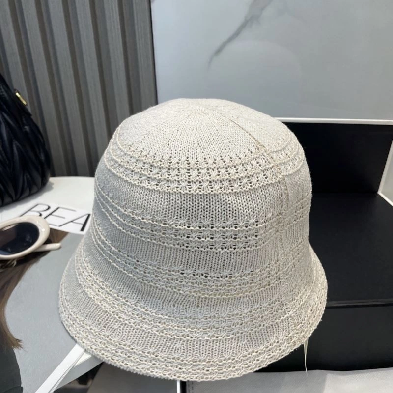 Chanel Caps Sporty 260077
