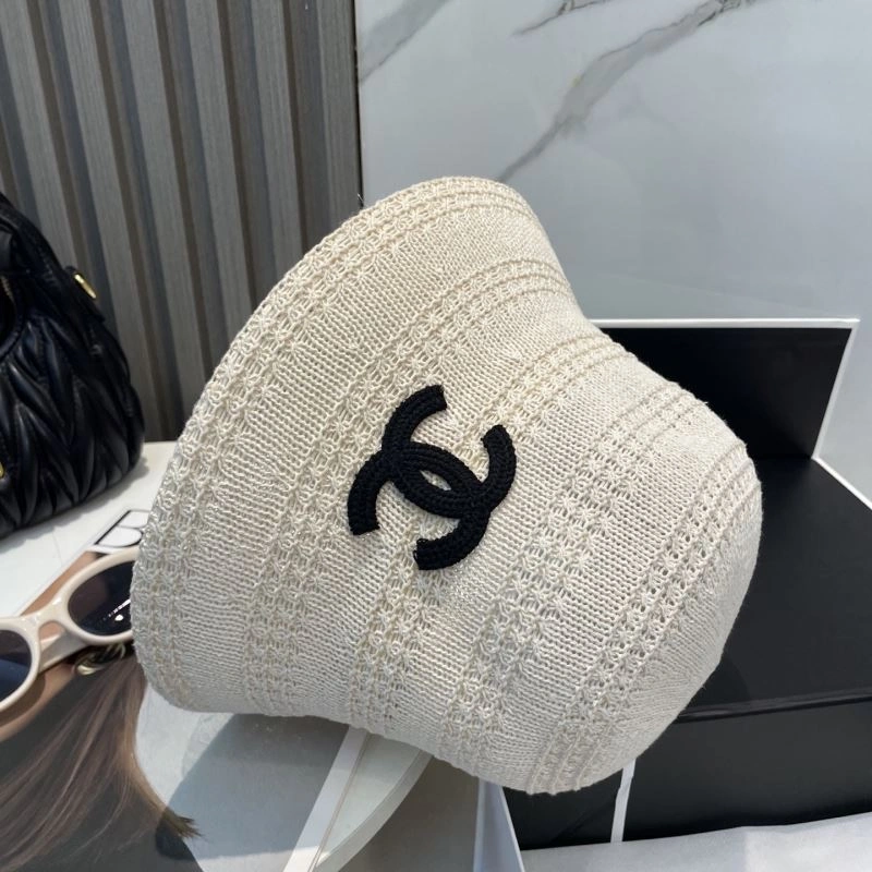 Chanel Caps Sporty 260077