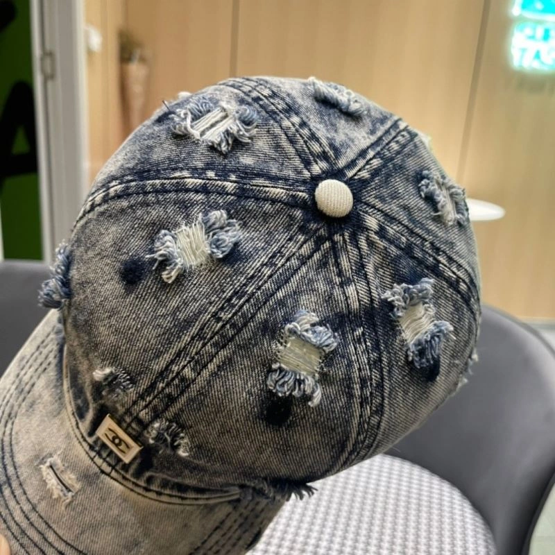 SunProtective Chanel Caps 260053