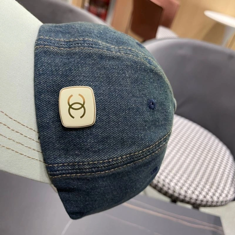 Chanel Caps Unique 260058