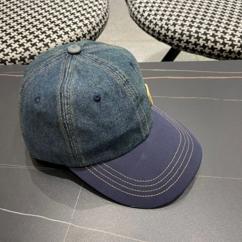 Casual Chanel Caps 260069