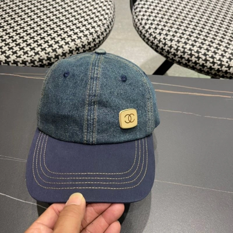 Casual Chanel Caps 260069