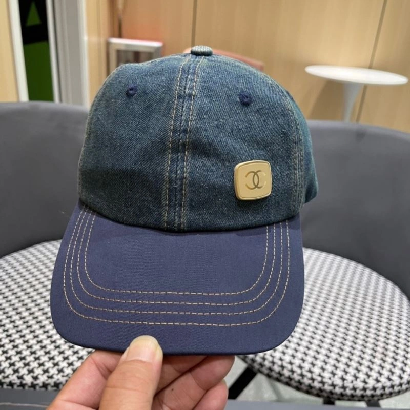 Casual Chanel Caps 260069